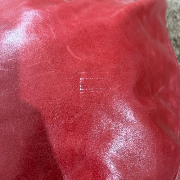 Badgley Mischka redish orange hobo shoulder bag NWT small scratch(refer to pics) - Picture 2 of 5